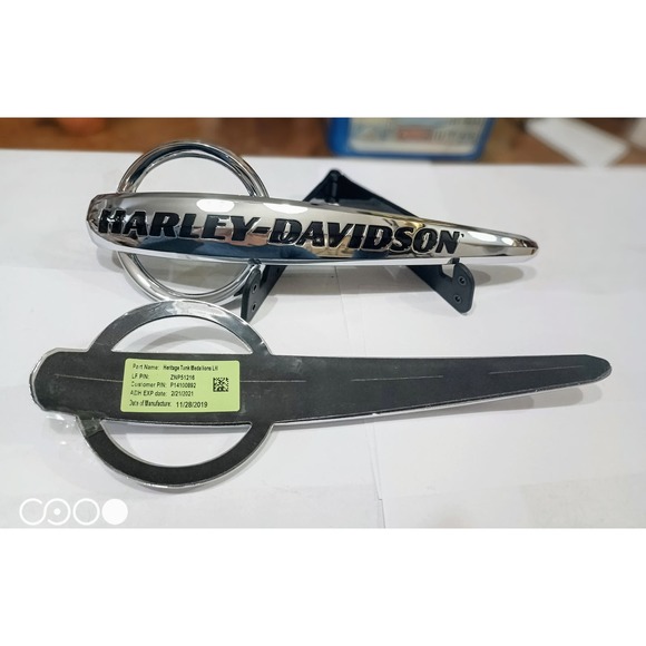 New!! Read desc.HD FatBoy Deluxe Softail Chrome OEM Gas Tank Emblem Set LH - Picture 6 of 6